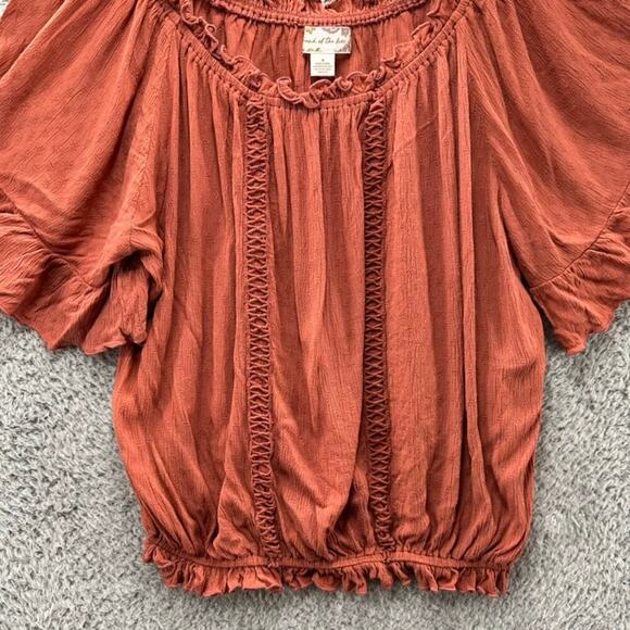 Band of the Free Medium Blouse Rust Color Embroidered Accents Flowy Boho - Picture 5 of 9